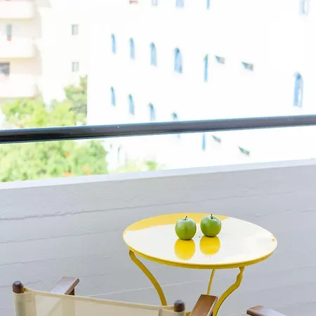 Apartment Happiness *