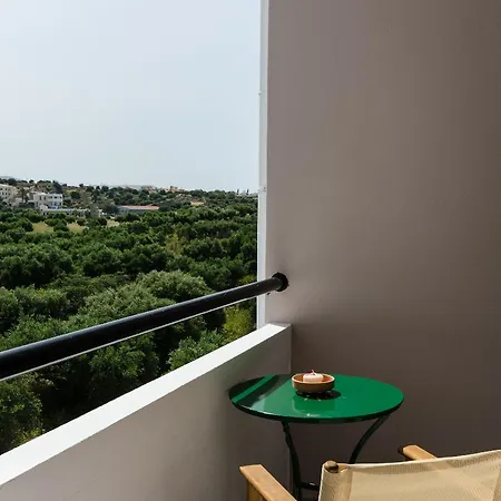 Happiness Apartment