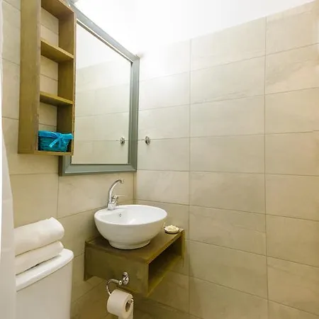 Happiness Apartman